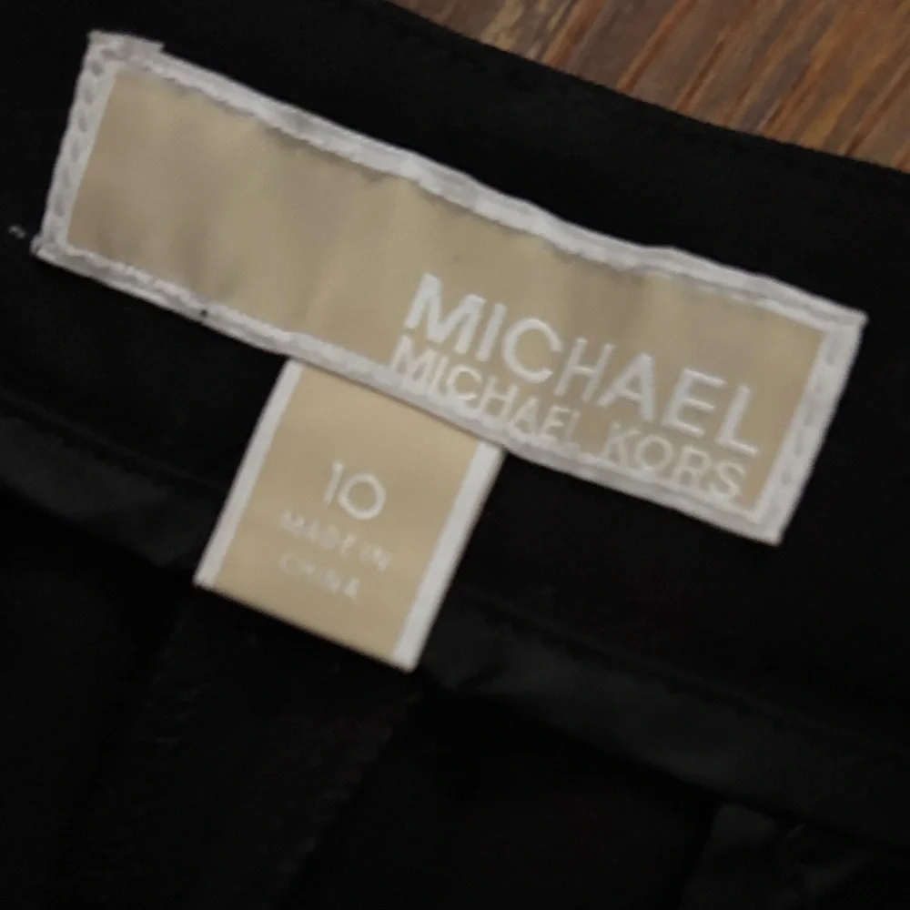 Michael Kors no visible